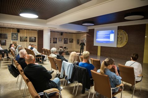 Warszawa: pracownicy Kurii Biskupiej Ordynariatu Polowego wzięli udział w szkoleniu z cyberbezpieczeństwa