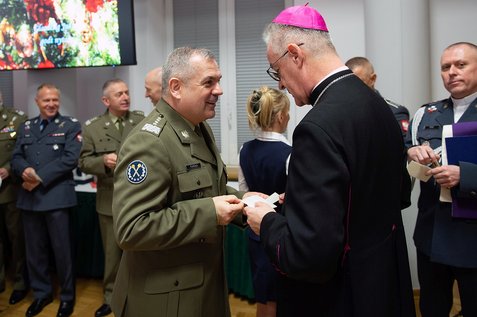 Bp Lechowicz złożył życzenia świąteczne przedstawicielom wojskowego korpusu dyplomatycznego