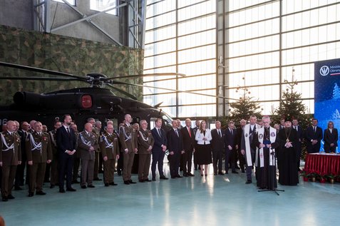 Warszawa: spotkanie świąteczne żołnierzy Wojska Polskiego