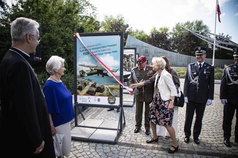 Warszawa: upamiętniono 100. rocznicę rajdu lotniczego Warszawa–Tokio–Warszawa