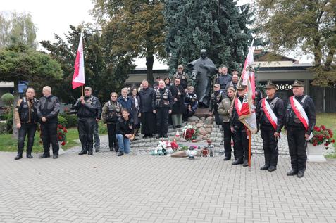 Niepokalanów: uczczono pamięć duchownych niezłomnych i kapelanów katyńskich